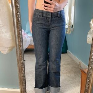 Stretchy low waisted jeans